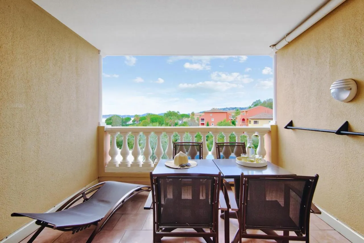 **** 公寓式酒店 Residence Pierre & Vacances Premium Les Calanques Des Issambres 雷以桑布尔 法国