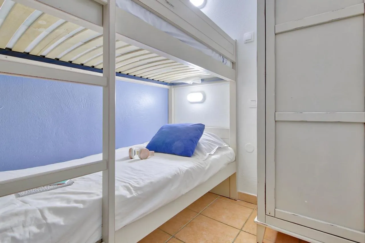 Residence Pierre & Vacances Premium Les Calanques Des Issambres Les Issambres 4*,  France