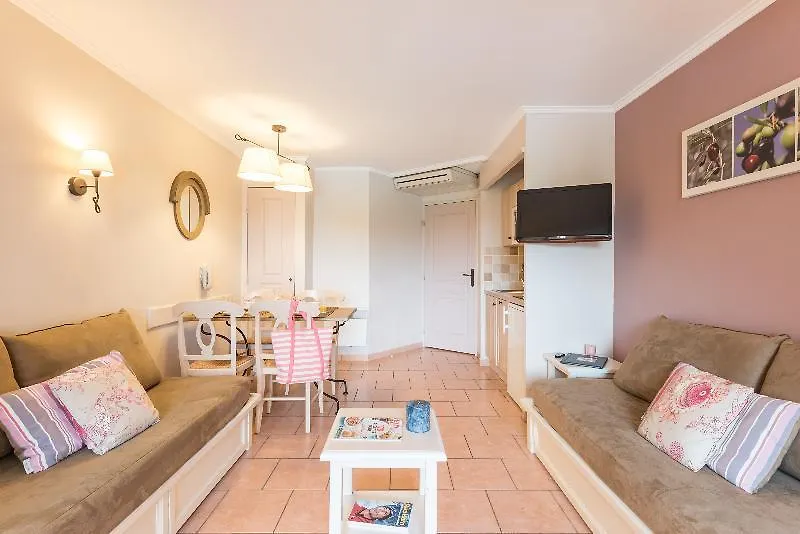 Residence Pierre & Vacances Premium Les Calanques Des Issambres Les Issambres Aparthotel