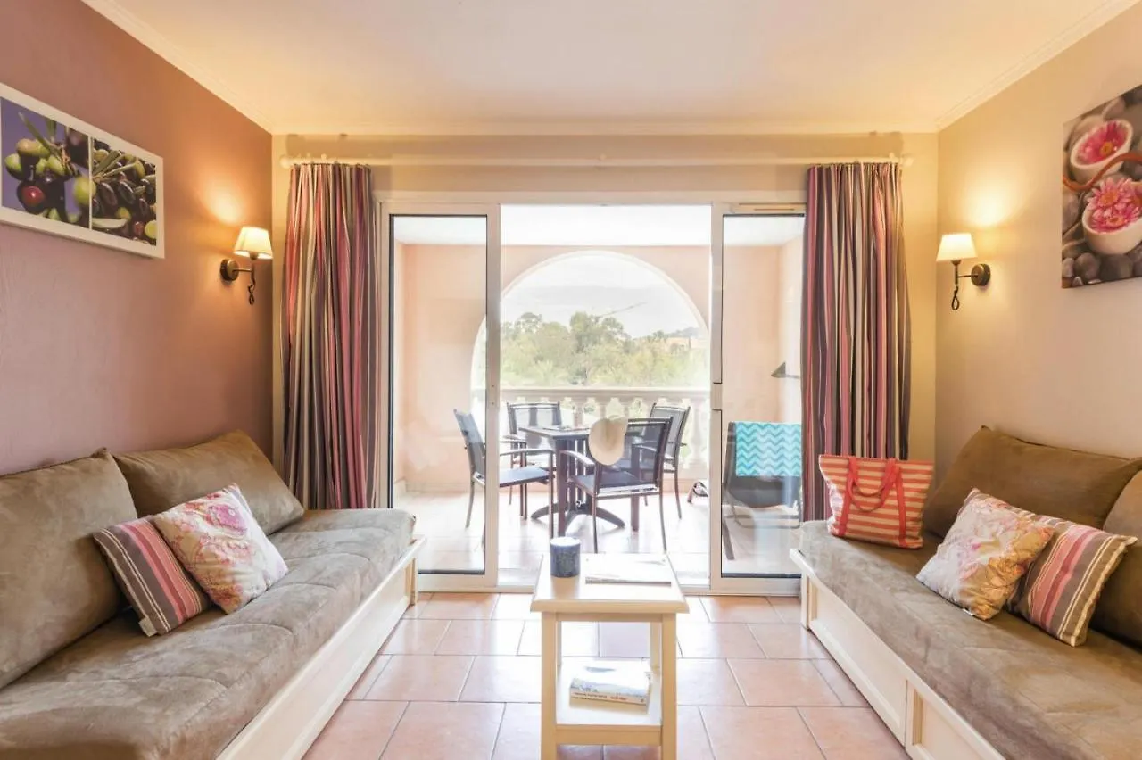 Residence Pierre & Vacances Premium Les Calanques Des Issambres Les Issambres 4*,  France