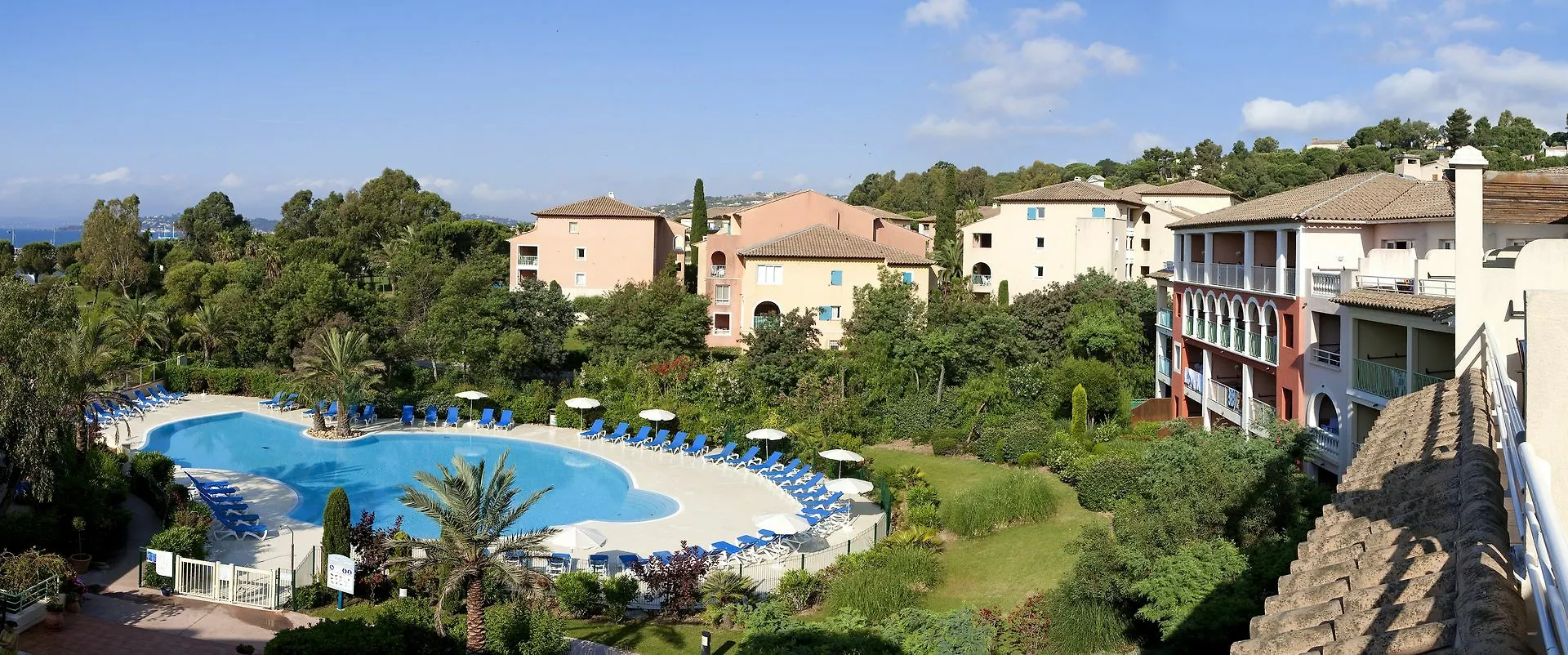 Residence Pierre & Vacances Premium Les Calanques Des Issambres Les Issambres 4*,  France